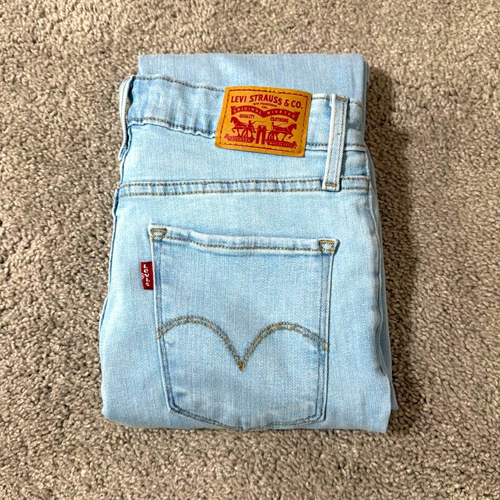 Levi’s skinny jeans